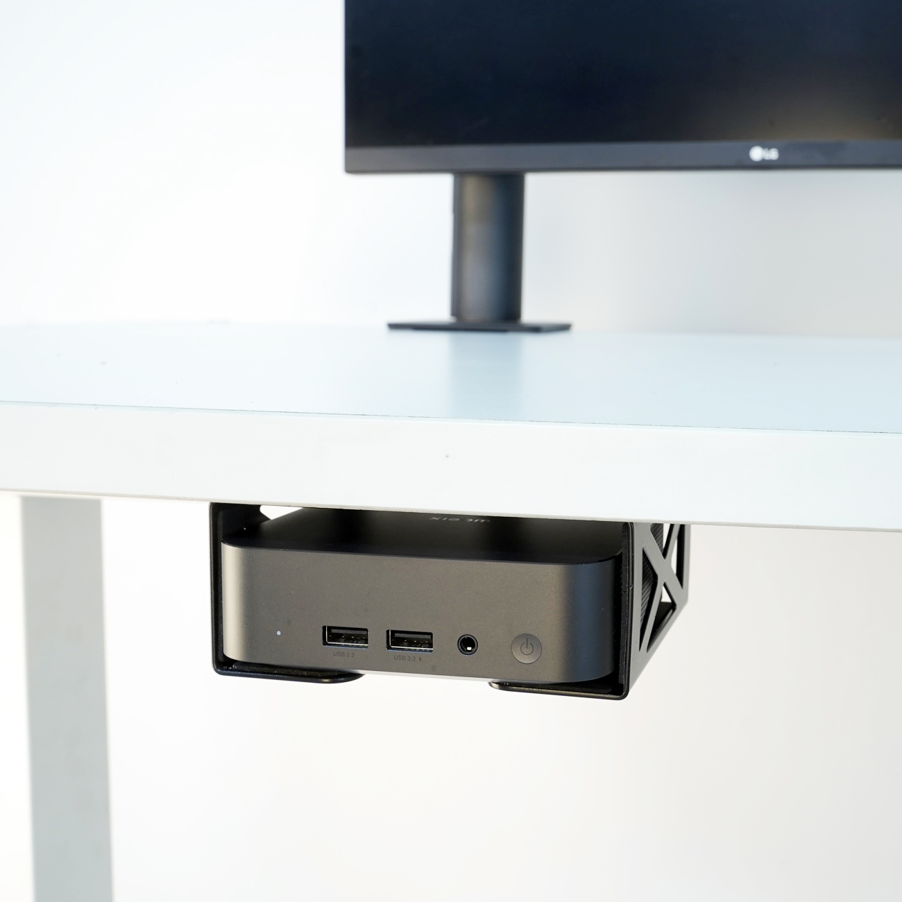 Under Desk Laptop/Mini PC Stor - Laptop Accessories Holder avis et prix